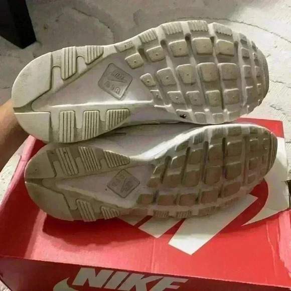 Huarache sneakers - Picture 5 of 7